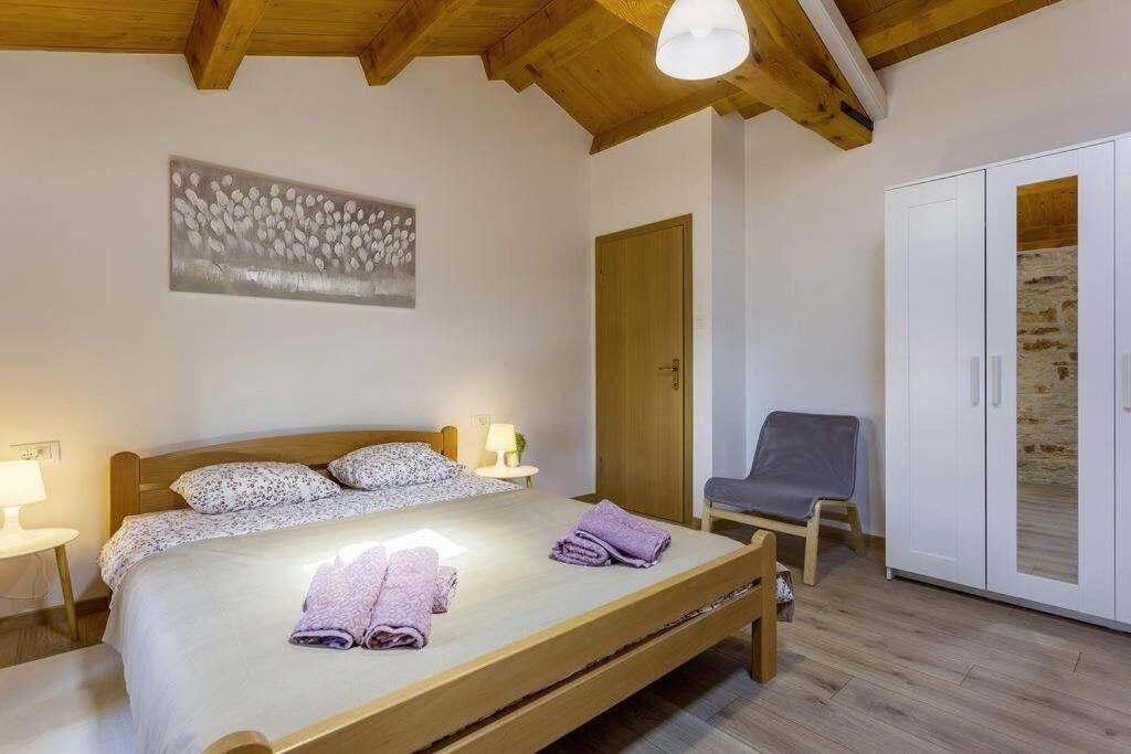 House Kristina **** Villa Burici Ngoại thất bức ảnh